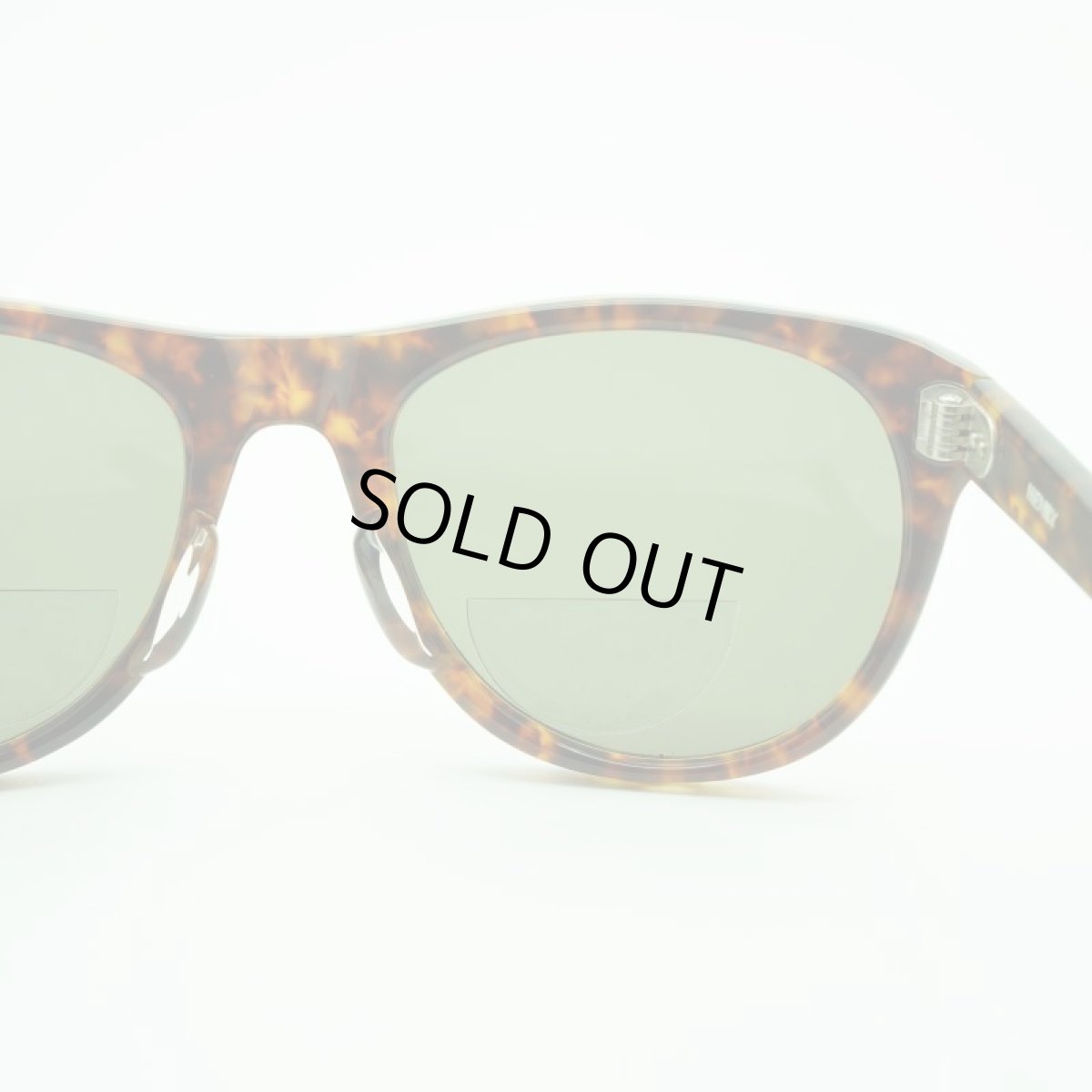 画像12: 貼るリーディングレンズ  STICKTITE スティックタイト  +1.50・+2.00・+2.50・+3.00 (12)