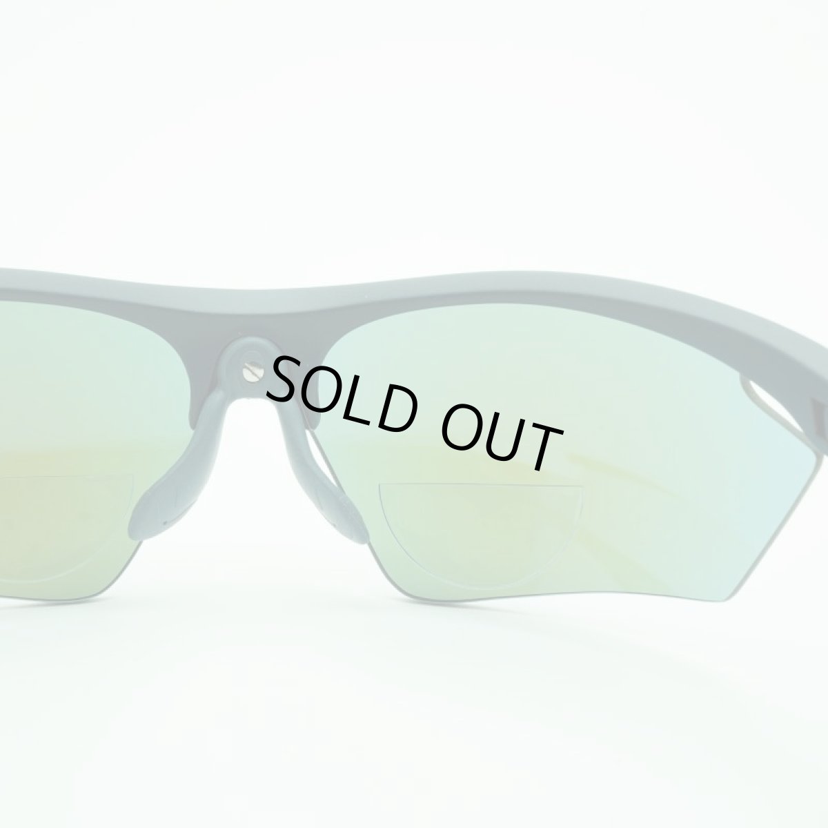 画像9: 貼るリーディングレンズ  STICKTITE スティックタイト  +1.50・+2.00・+2.50・+3.00 (9)