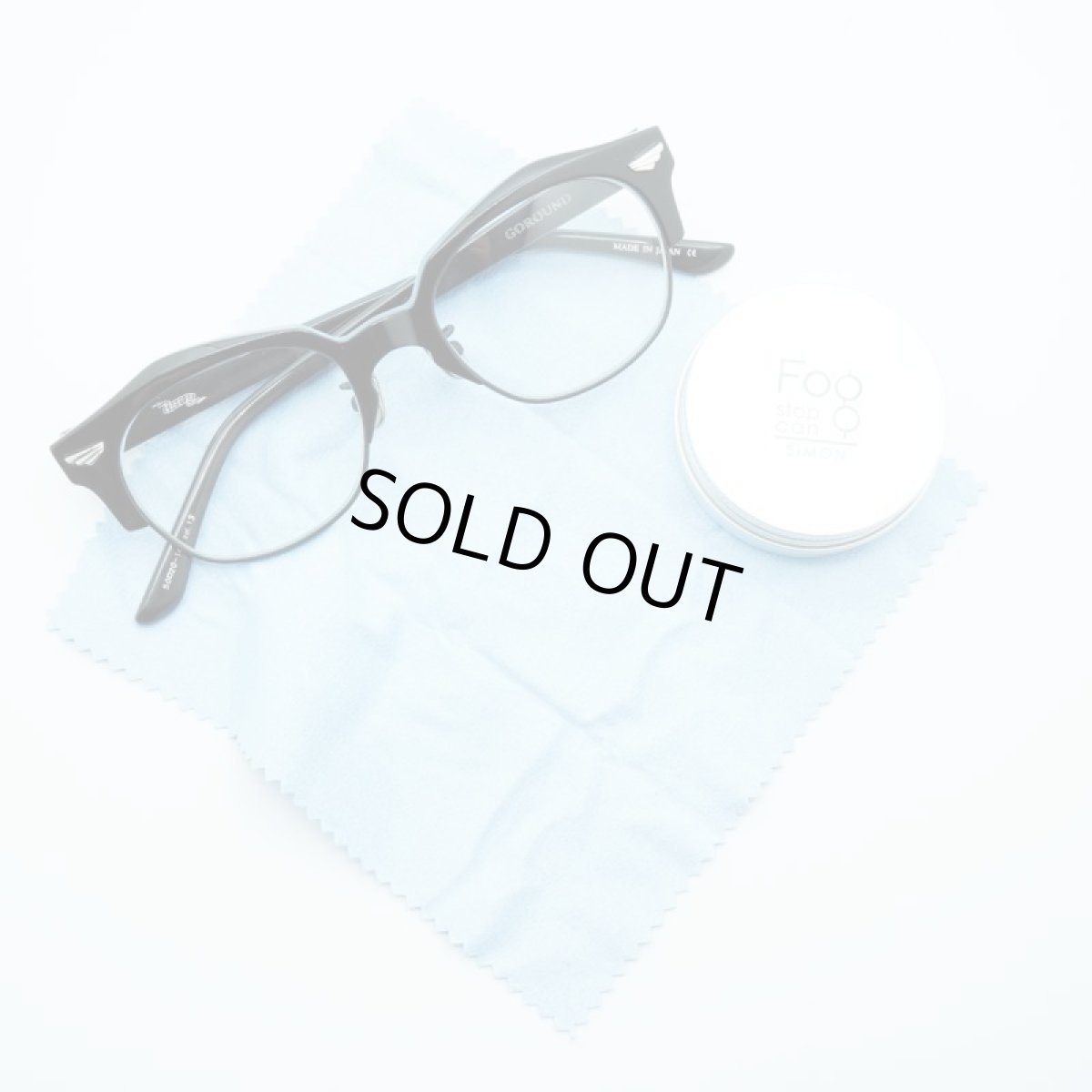 画像4: メガネの曇り止めクロス 1枚で300回分 SIMON サイモン フォグストップカン 1枚入り 缶つき (4)