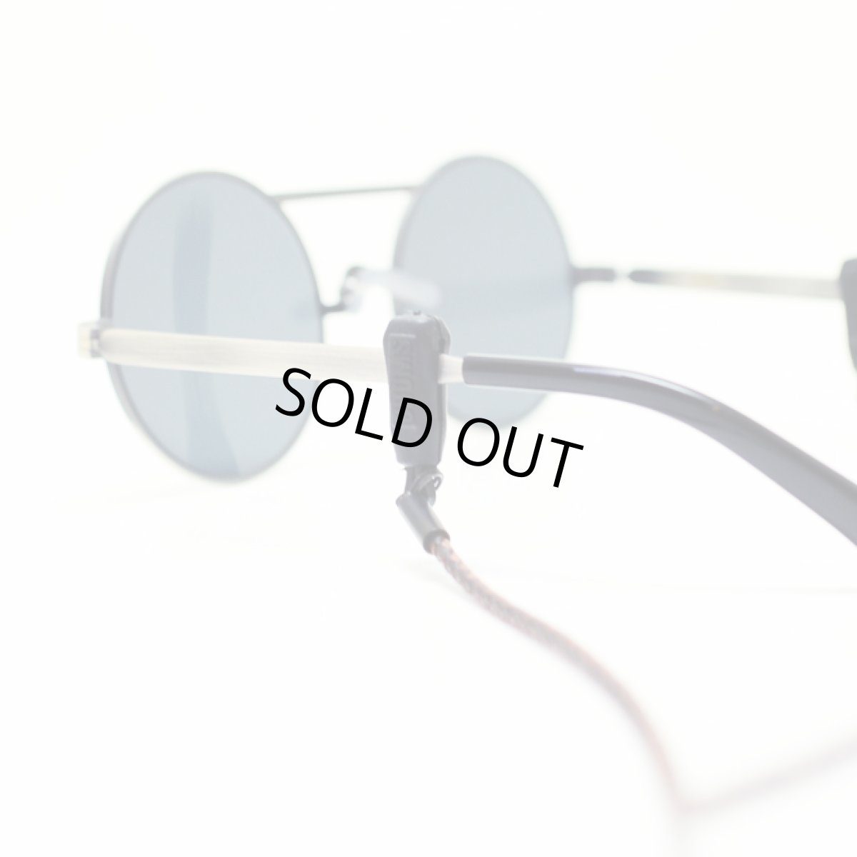 画像2: CHUMS チャムス メガネストラップ Braided-Leather RETAINER CH61-0231 ブレイデッドレザー リテーナー ストラップ メガネ メガネチェーン スポーツメガネ サングラス グラスコード 眼鏡 アウトドア おしゃれ 眼鏡チェーン 眼鏡ストラップ めがねストラップ (2)