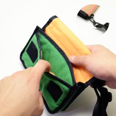 画像3: CHUMS チャムス Mini Pouch Sweat ミニスエットポーチ アウトドアやお出かけに便利なスエット素材のミニポーチ (3)