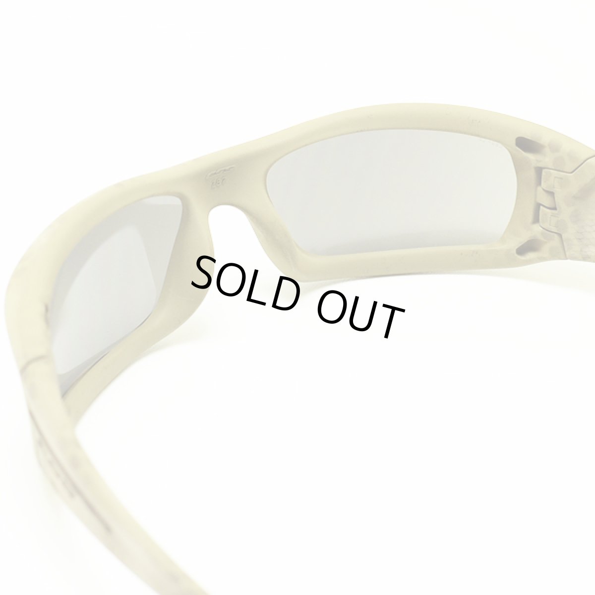 画像3: ESS イーエスエス サングラス 5B × CERAKOTE 米国基準採用特殊コート"セラコート" ミルスペックアイウェア デザートサージ/ミラーグレー (3)