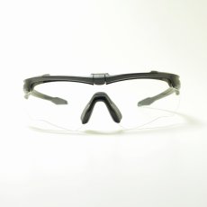 画像3: ESS イーエスエス CRSSBLADE 2LENS クロスブレイド 2枚レンズ EE9032-02 ブラック/スモークグレイ＆クリア メガネ 眼鏡 めがね メンズ レディース おしゃれ ブランド 人気 おすすめ フレーム 流行り 度付き レンズ サングラス (3)