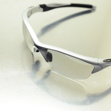 画像2: GOODMAN LENS MANUFACTURE グッドマンレンズマニュファクチャー OAKLEY HALFJACKET2.0 オークリーハーフジャケット2.0用交換レンズ 調光 クリア→グレー シルバーミラー スタンダードシェイプ OAKLEY-HALFJACKET-ＨＪ20-P204 (2)