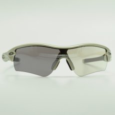 画像3: GOODMAN LENS MANUFACTURE グッドマンレンズマニュファクチャー OAKLEY RADAR オークリーレーダー 用ポリカ交換レンズ 調光 クリア→グレー シルバーミラーPATHシェイプ OAKLEY-RADAR-PATH-RD-P203S (3)