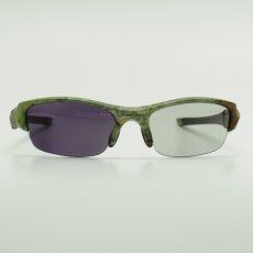 画像3: GOODMAN LENS MANUFACTURE グッドマンレンズマニュファクチャー OAKLEY FLAKJACKET オークリーフラックジャケット用交換レンズ 調光 ライトグレー→グレー ノーマルシェイプ OAKLEY-FLAKJACKET-NML-FJ-P203 (3)