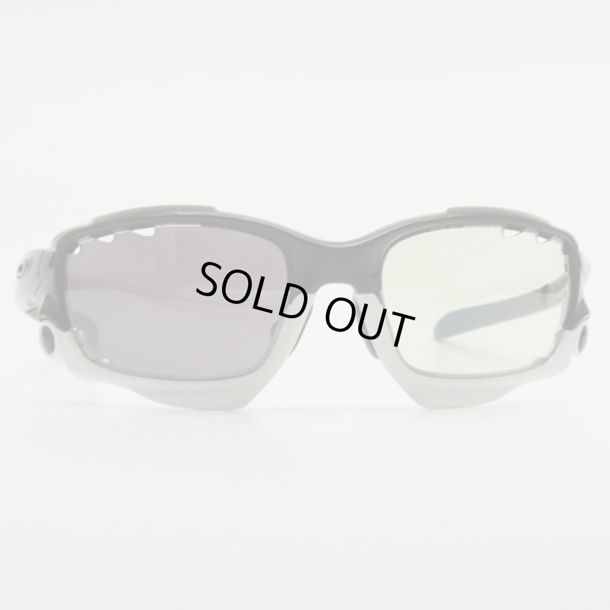 画像3: GOODMAN LENS MANUFACTURE グッドマンレンズマニュファクチャー OAKLEY JAWBONE オークリージョウボーン 用交換レンズ 調光 クリア→グレー シルバミラーコート OAKLEY-JAWBONE-JB-P204 (3)