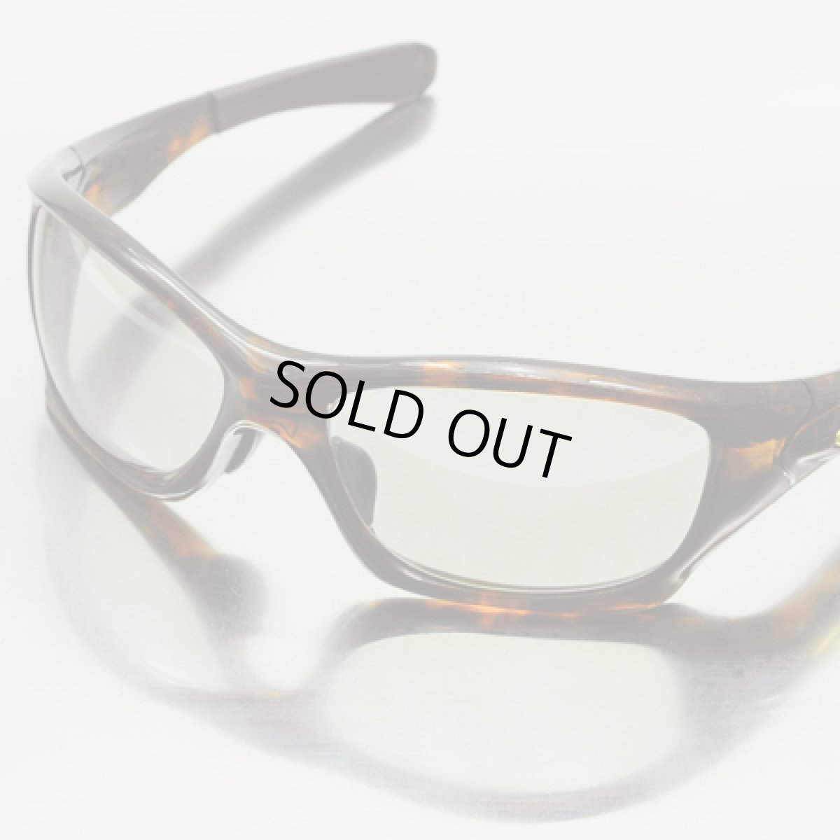 画像2: GOODMAN LENS MANUFACTURE グッドマンレンズマニュファクチャー OAKLEY PITBULL オークリーピットブル 用交換レンズ 調光 クリア→グレー シルバーミラー ポリカーボネイト OAKLEY-PITBULL-PB-P204 (2)