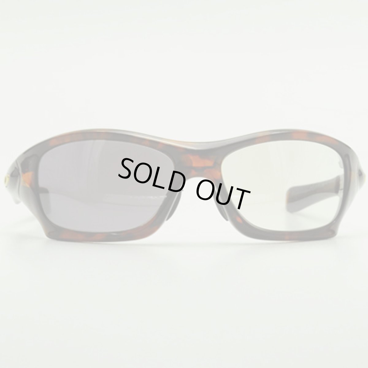 画像3: GOODMAN LENS MANUFACTURE グッドマンレンズマニュファクチャー OAKLEY PITBULL オークリーピットブル 用交換レンズ 調光 クリア→グレー シルバーミラー ポリカーボネイト OAKLEY-PITBULL-PB-P204 (3)