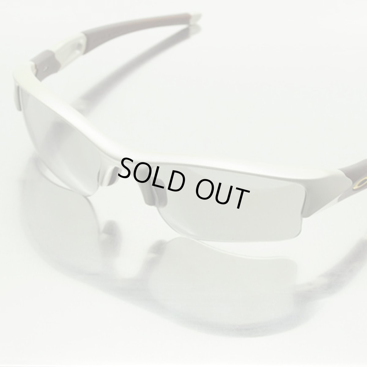 画像2: GOODMAN LENS MANUFACTURE グッドマンレンズマニュファクチャー OAKLEY FLAKJACKET オークリーフラックジャケット用交換レンズ 調光 ライトグレー→グレー シルバミラーXLJシェイプ OAKLEY-FLAKJACKET-XLJ-FJ-P205X (2)