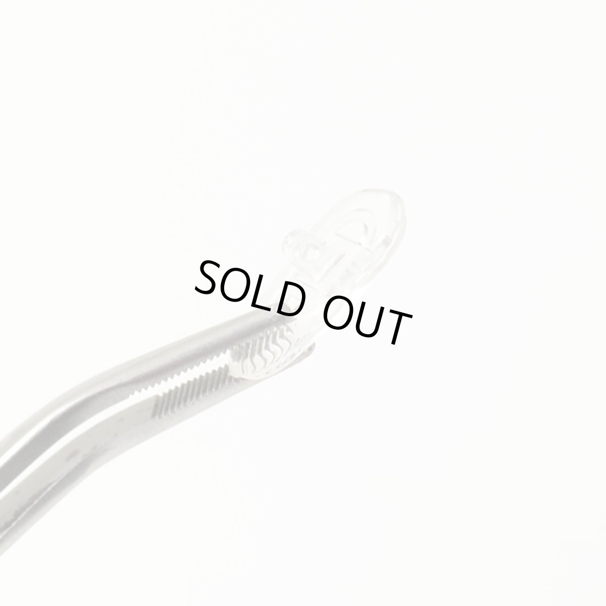 画像3: ネコポス対応 GOODMAN LENS MANUFACTURE-グッドマンレンズマニュファクチュアー 汎用性オールシリコンパットネジ式に対応 オールシリコンの交換用ノーズパット 鼻の当たりが非常にソフトです! 1セット 2個 での販売です ノーズパッド (3)