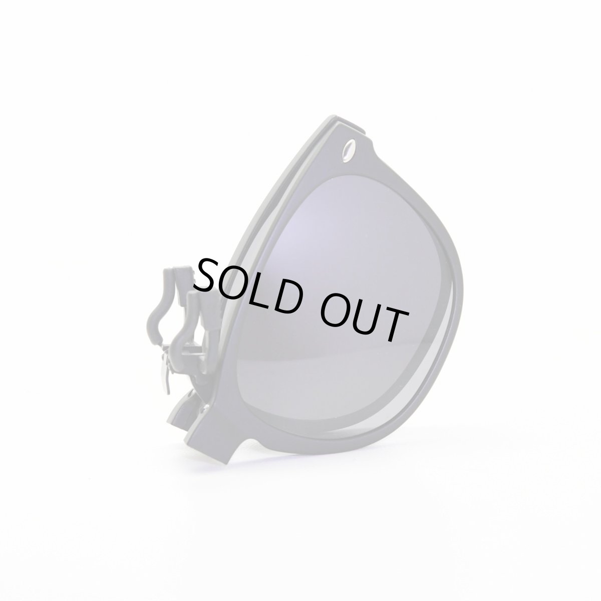 画像2: green glass グリーングラス 折りたたみクリップオンサングラス ブラックマット/偏光グレー (2)