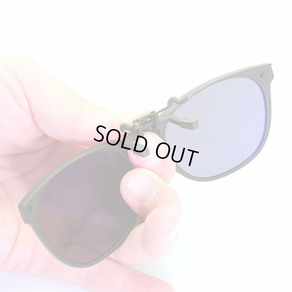 画像3: green glass グリーングラス 折りたたみクリップオンサングラス ブラックマット/偏光グレー (3)