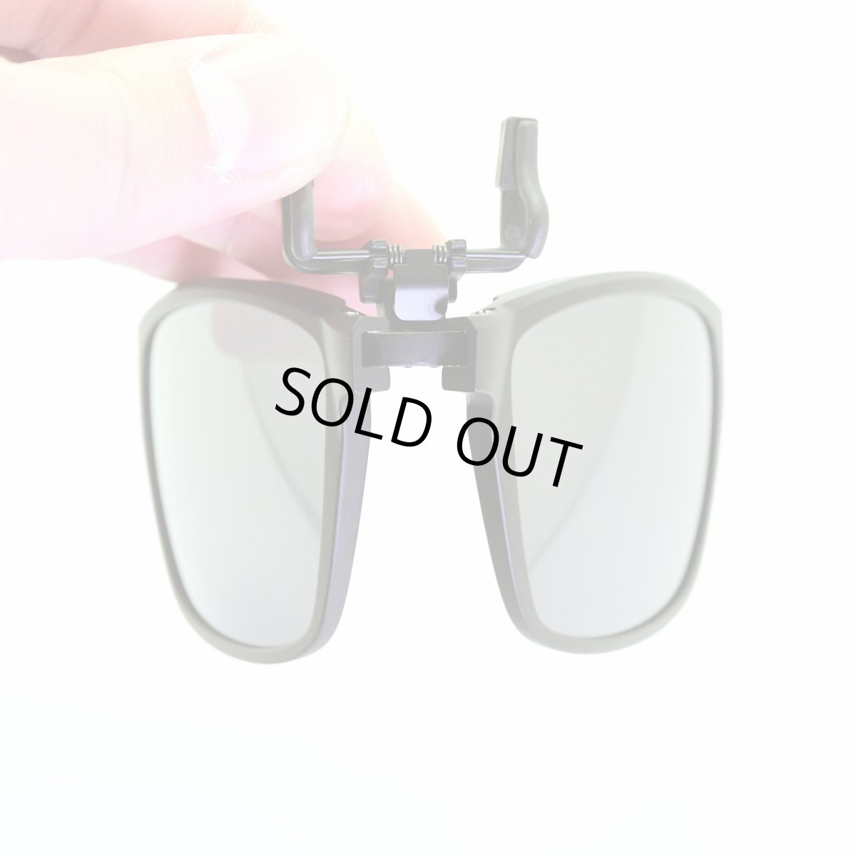 画像4: green glass グリーングラス 折りたたみクリップオンサングラス ブラックマット/偏光グレー (4)