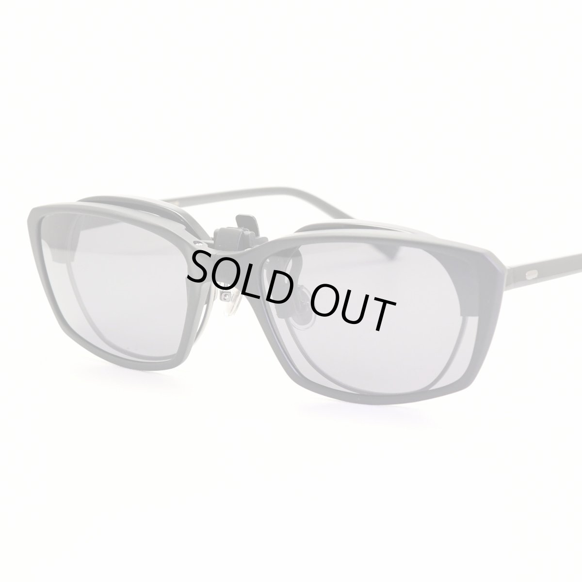 画像7: green glass グリーングラス 折りたたみクリップオンサングラス ブラックマット/偏光グレー (7)