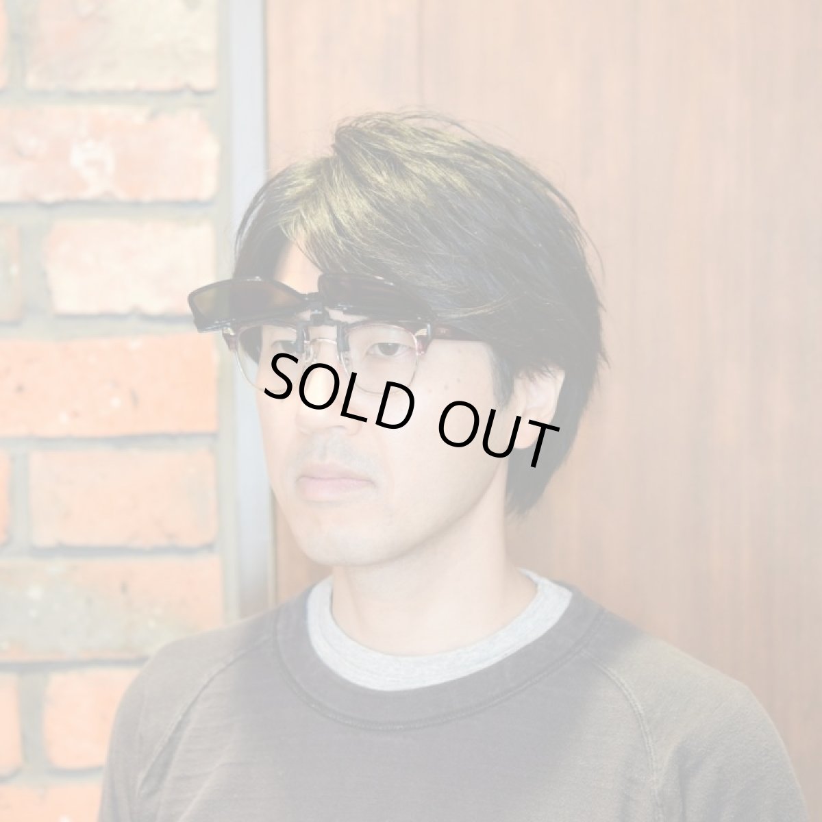 画像9: green glass グリーングラス 折りたたみクリップオンサングラス ブラックシャイニー/偏光グレー (9)