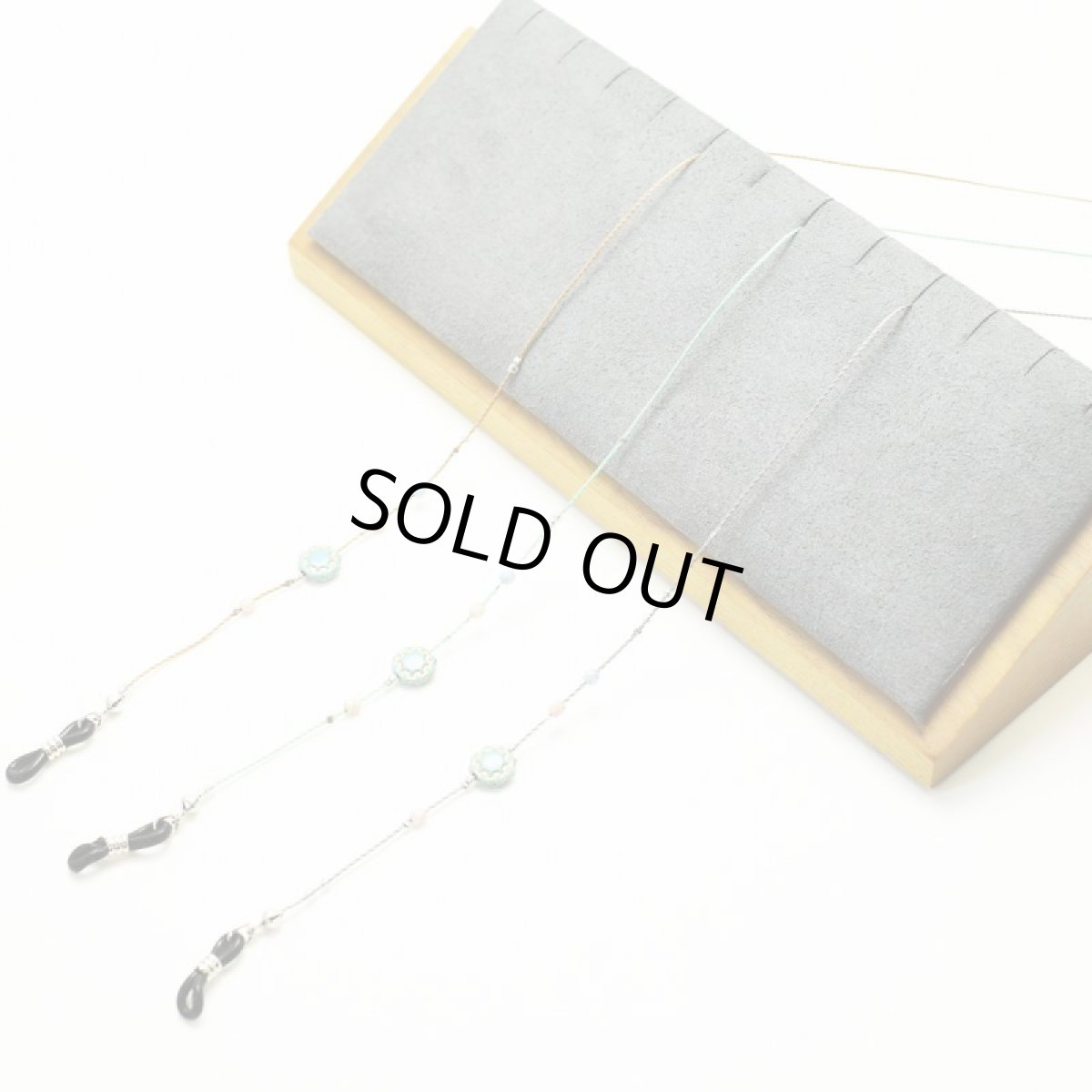 画像3: NUTTY ナッティ グラスコード A526 アクリル製ビーズ ガラスビーズ 紐（ポリエステル１００％） 長さ：約710mm (3)