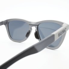 画像4: OAKLEY オークリー FROGSKINS RANGE フロッグスキンレンジ OO9284A-1555 TITANIUM/PRIZM BLACK POLARIZED  (4)