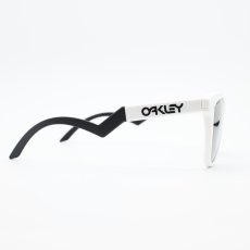画像4: OAKLEY オークリー FROGSKINS HYBRID DUALITY COLLECTION フロッグスキン ハイブリッド MATTE WHITE/ PRIZM GREY OO9289-0855 (4)