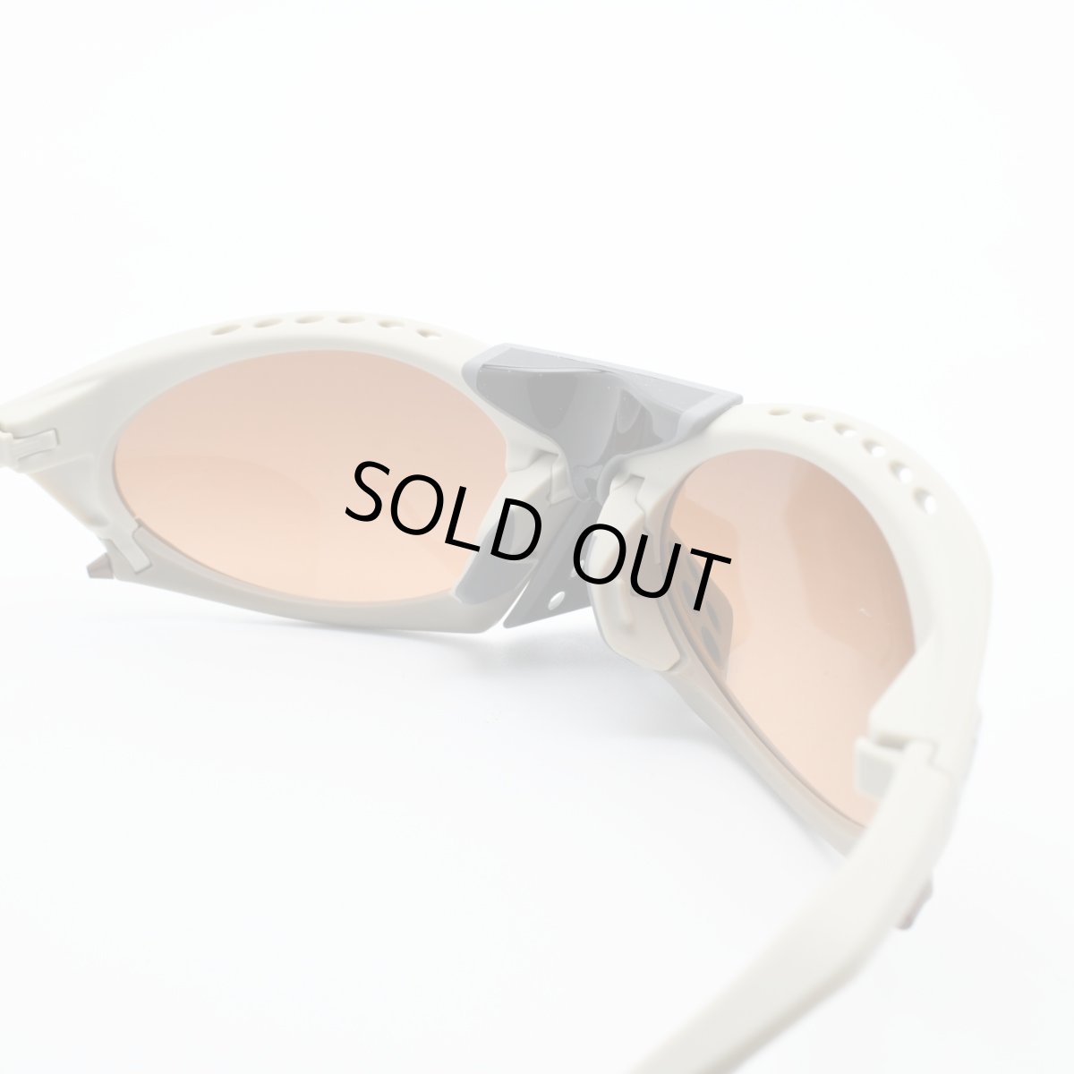 画像4: OAKLEY オークリー PLANTARIS プランタリス OO9437-0263 MATTE SAND/PRIZM BROWN GRADIENT (4)