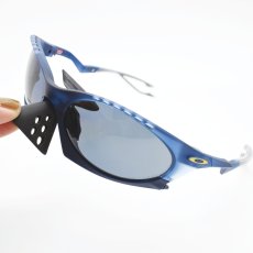 画像8: OAKLEY オークリー PLANTARIS プランタリス OO9437-0963 MATTE TRANS ABYSS/PRIZM GREY POLARIZED  (8)
