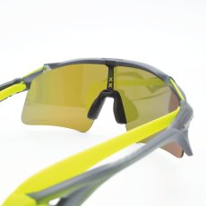 画像4: OAKLEY オークリー STUNT WING スタントウィング OO9519-0441 MATTE GREY SMOKE/PRIZM RUBY  (4)