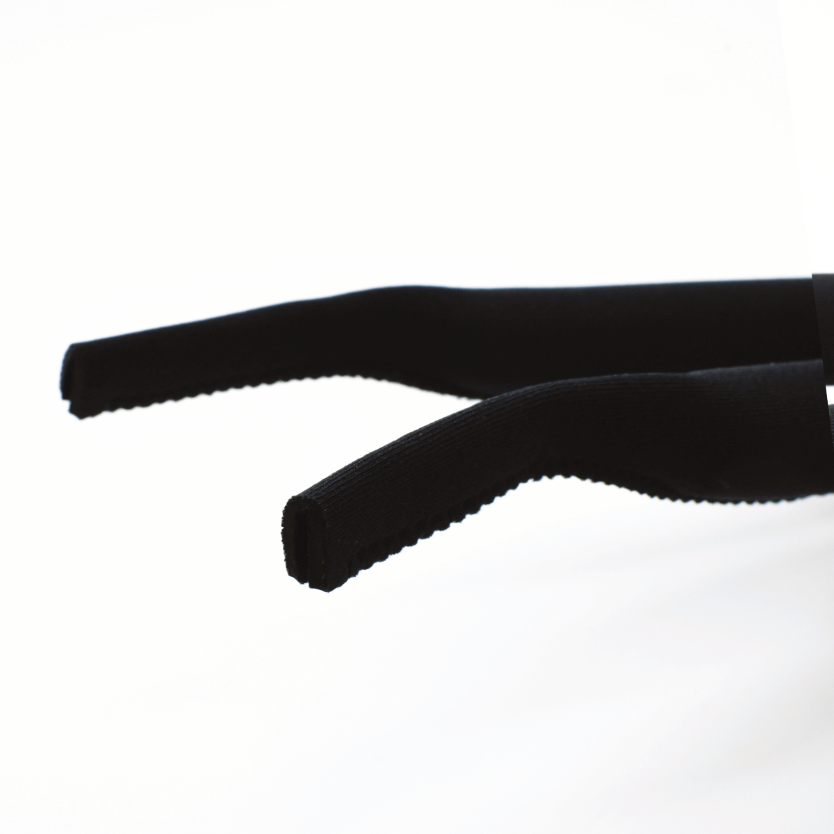 画像5: CHUMS チャムス メガネストラップ NEO MEGA FLOAT ネオメガフロート ストラップ メガネ スポーツメガネ サングラス グラスコード 眼鏡 アウトドア おしゃれ 眼鏡チェーン サングラスストラップ メガネ ストラップ メガネストラップ 眼鏡ストラップ めがねストラップ (5)